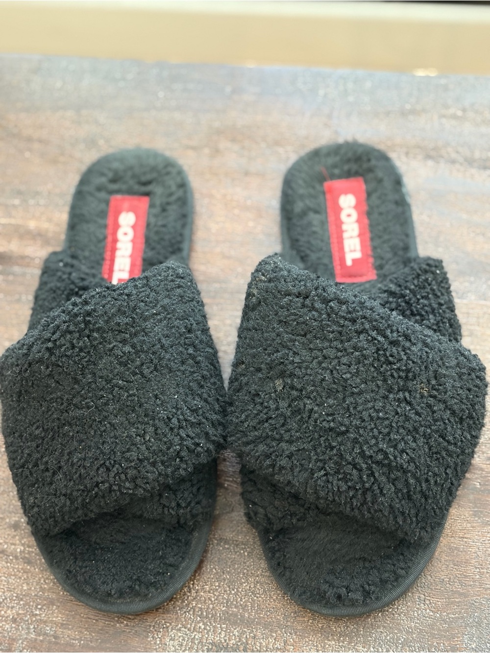 SOREL Women's Black Faux-Shearling Slide Slippers, size 10